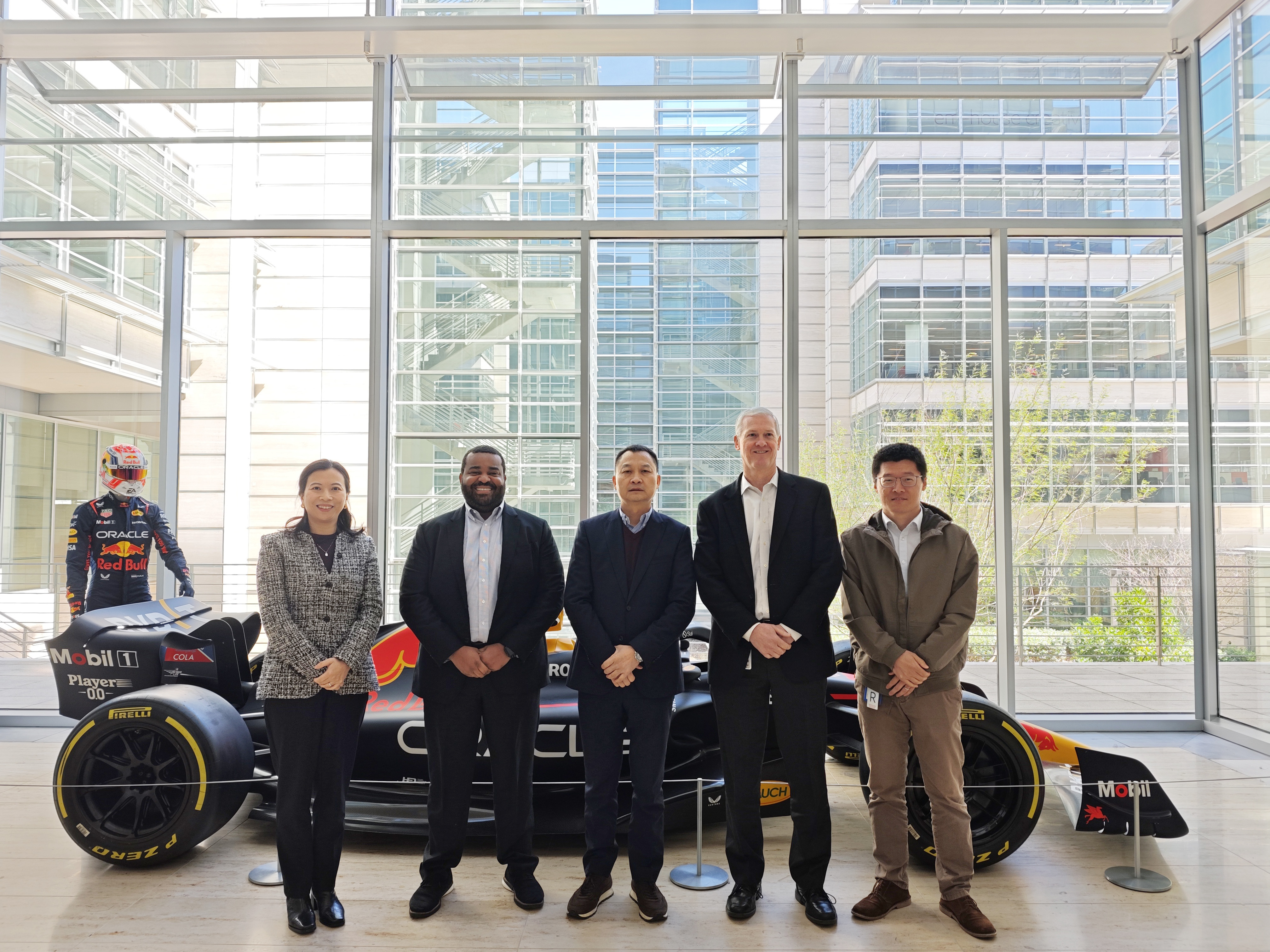 Chairman Chen Weizhong visit ExxonMobil headquarters