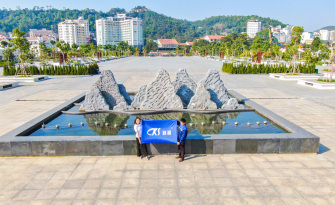 Vietnam Tay Ha Long Square